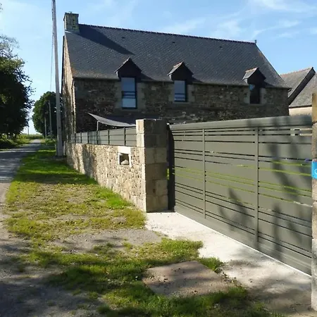 Ar Voudenn Villa
